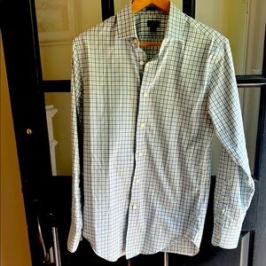 J Crew men’s performance slim oxford shirt, size S